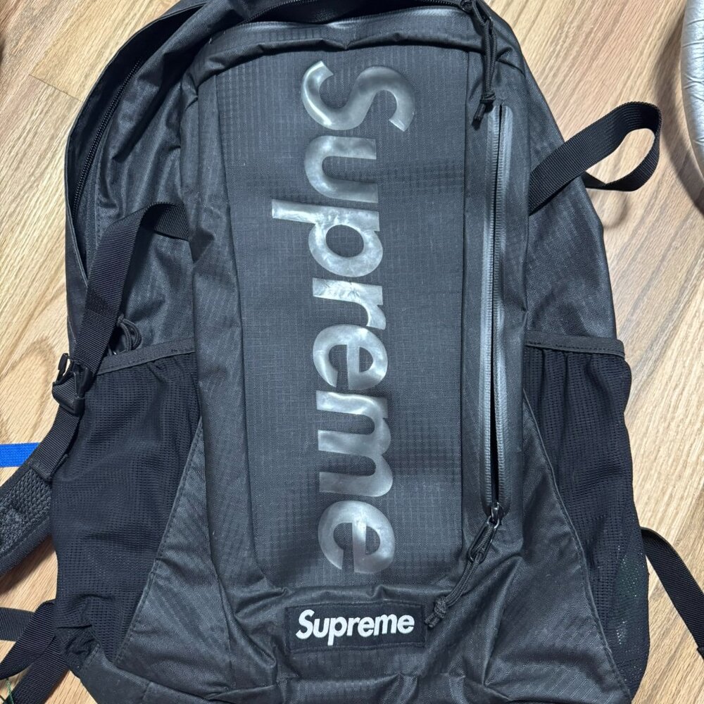 SUPREME Backpack SS21 - 25L